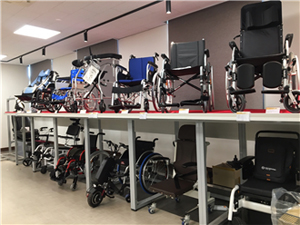 휠체어 및 이동보조기기